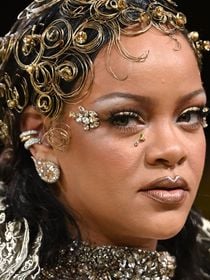 Elle n'a pas sorti un album en 10 ans : pourtant, Rihanna vient de battre un record impressionnant qui la fait surclasser la concurrence