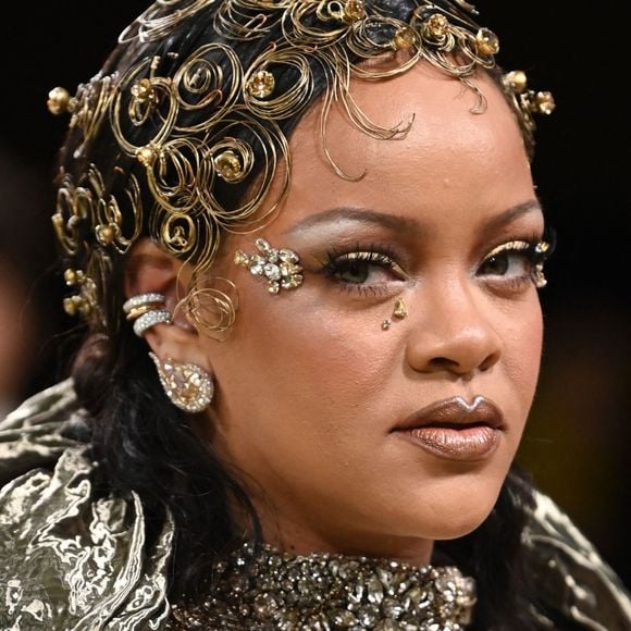 Elle n'a pas sorti un album en 10 ans : pourtant, Rihanna vient de battre un record impressionnant qui la fait surclasser la concurrence