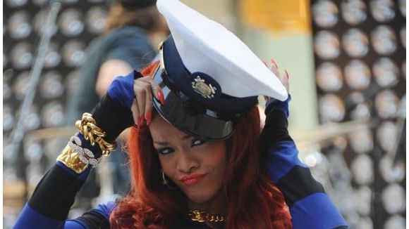 Rihanna sexy sur la scène du "Today Show"
