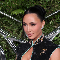 Après Zendaya, Kim Kardashian est la nouvelle cliente du styliste Law Roach (avec un beau clin d'oeil à Céline Dion)