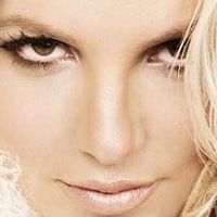 Britney Spears ralentit le tempo avec "Inside Out"