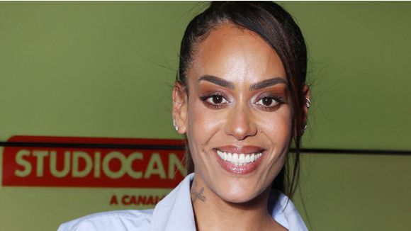 Amel Bent : son projet surprise en parallèle de "The Voice"