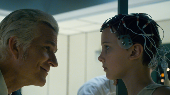 Matthew Modine a rencontré Millie Bobby Brown lorsqu'elle avait 11 ans et a été immédiatement conquis par elle : 9 ans plus tard, il a célébré lui-même son mariage