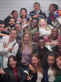 Aujourd'hui en streaming : 3 ans après sa fin, cette série aux 13 Emmy Awards revient avec une suite... totalement différente