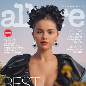 Selena Gomez pour “Allure”