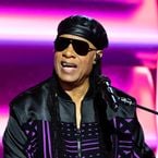 Le plus grand artiste du 20ème siècle encore en vie annonce son premier album en 22 ans