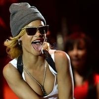Rihanna : "Diamonds" quitte le Top Singles !