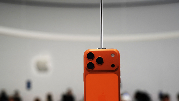 Un iPhone Air ultra-fin, une gamme d'iPhone 17 surpuissante, des AirPods traducteurs révolutionnaires, une Apple Watch imbattable… les nouveautés Apple 2025 vont tout changer