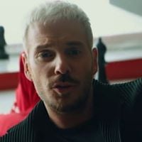 M. Pokora : partie d'échecs dans "Déjà volé"