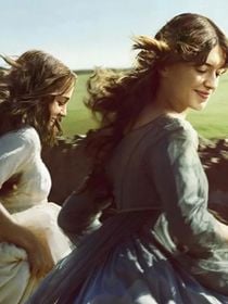 Raison et sentiments : Daisy Edgar Jones écoutait une musique très précise pour préparer le film
