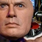 Plus de 50 ans après l'original, un classique de la science-fiction fait l'objet d'un remake par le créateur de Jurassic Park
