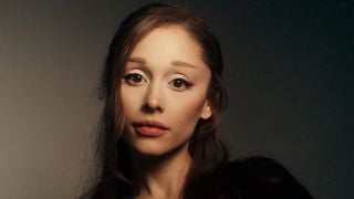 Ariana Grande numéro un des ventes en France : elle signe le meilleur démarrage de sa carrière avec son album Petal