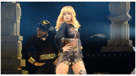 Miley Cyrus : "We Can't Stop" était pour Rihanna