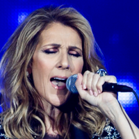 Céline Dion, de retour, chante "Ashes"