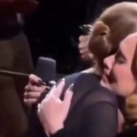 Adele fond en larmes face à Céline Dion