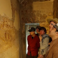 Après 100 heures d'exploration, Mr. Beast atteint le sommet de la Grande Pyramide égyptienne et trouve des preuves de l'origine de sa construction