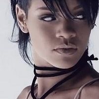 Rihanna possédée dans le clip de "What Now"