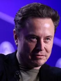 Info ou intox : Elon Musk va-t-il vraiment racheter TikTok ? Le réseau social s'en mêle