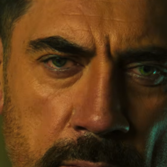 Dans deux semaines, l'une des séries les plus attendues de l'année débarque : Scorsese et Spielberg relancent un thriller culte avec Javier Bardem