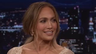 Jennifer Lopez répond aux critiques sur son apparence