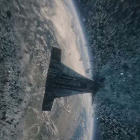 Annulée en 2024, cette série de science-fiction connait enfin le succès en 2026, sa créatrice réclame une suite