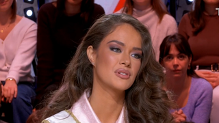 Hinaupoko Devèze (Miss France 2026) réagit aux insultes de Julie Zitouni (Miss Provence) : "Ça a déclenché une vague de harcèlement"