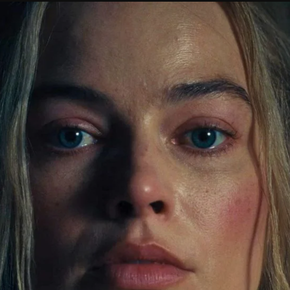 Margot Robbie dans Hurlevent