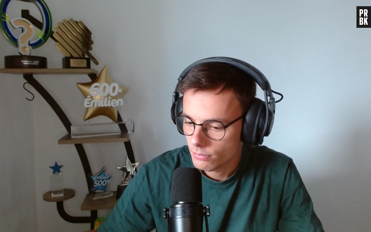 Photo : Emilien prêt à lancer son émission sur Twitch - Volum (PureBreak)