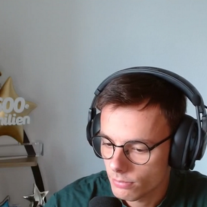 Emilien prêt à lancer son émission sur Twitch