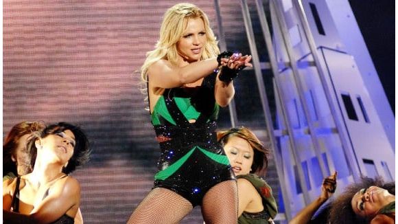 Britney Spears reprendrait Madonna sur scène