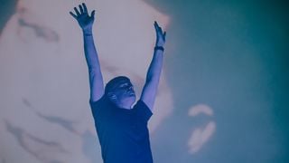 Grâce à ce film Netflix aux 95 millions de vues, cette chanson est désormais numéro un dans le monde !