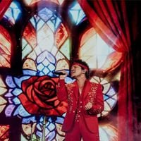 "À côté de David Guetta, ça pique fort" : Bruno Mars déçoit le public du Stade de France, ce détail qui ne passe pas