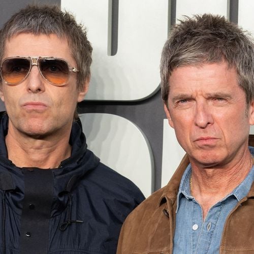 "J'ai déjà vu des roadies mieux habillés qu'eux" : Liam Gallagher (Oasis) se paie le meilleur groupe de rock de l'année