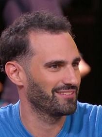 Les 12 Coups de Midi : Bruno dévoile son salaire après sa cagnotte de 1 million d'euros et... c'est moins que vous pensez