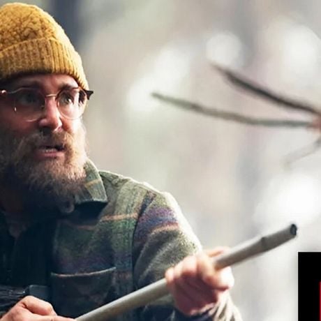 Cette mini-série en 7 épisodes, qui a connu un succès inattendu sur Netflix, se regarde en une seule après-midi