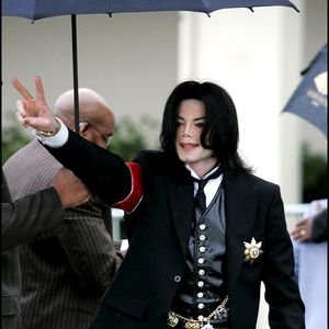 MICHAEL JACKSON - PROCES DE MICHAEL JACKSON A SANTA MARIA