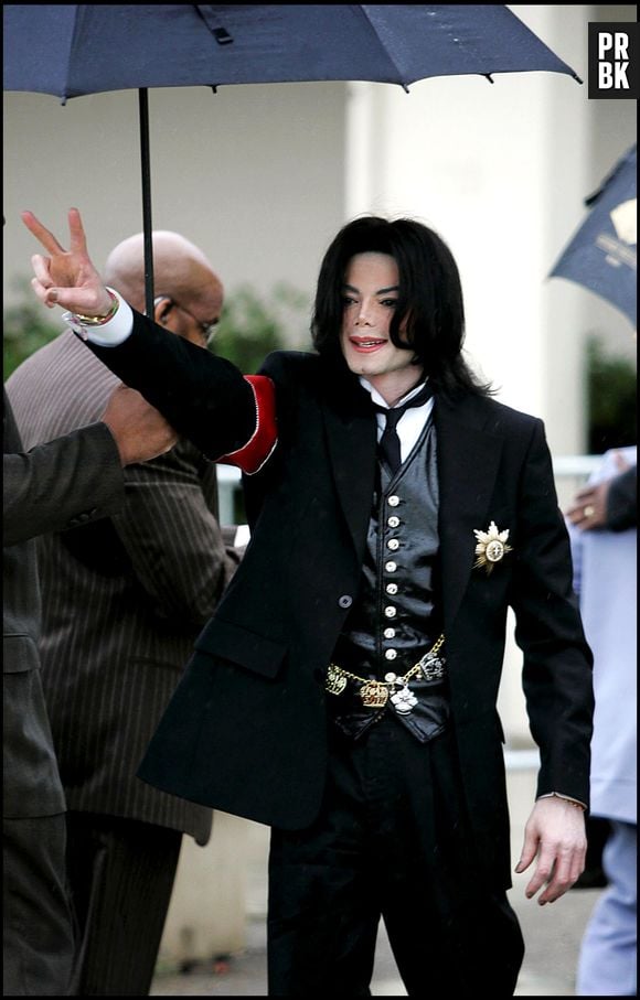 MICHAEL JACKSON - PROCES DE MICHAEL JACKSON A SANTA MARIA