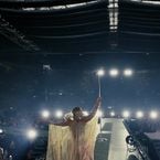 Ni Lady Gaga, ni Taylor Swift : cette chanteuse a été sacrée plus grande popstar du 21ᵉ siècle et ça ne plaît pas aux internautes