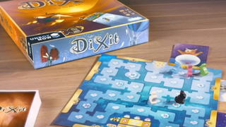 Retour aux bases : les jeunes préfèrent les jeux de société au scroll et c'est une étude qui le dit !