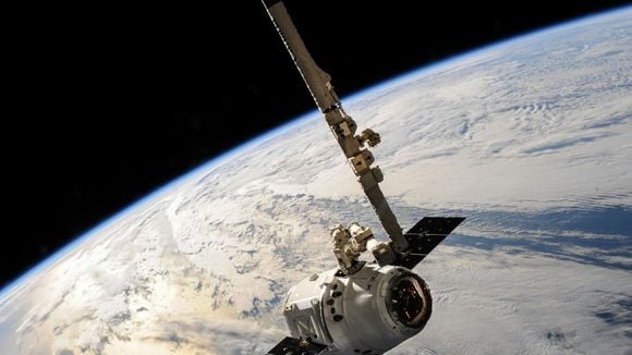 Digne d'un film de science-fiction : une caméra spatiale découvre d'étranges symboles dans un désert isolé de la Terre !