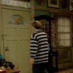 Il a joué dans 196 épisodes de l'une des séries les plus cultes, cet acteur est désormais livreur chez Amazon : "Il faut faire ce qu’il faut pour survivre"