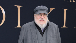 George R.R. Martin en guerre contre l'IA : il découvre que ChatGPT sait écrire la suite de ses livres à sa place et active ses avocats