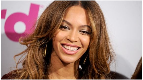 Beyoncé : nouvelle version du titre "Blow"