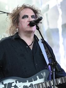 The Cure : un membre du groupe abandonne la tournée, quelques jours avant les concerts en France