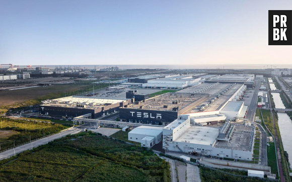 Tesla n'est plus une entreprise automobile : la Chine vient de lui verser 557 millions de dollars pour construire la plus grande batterie du pays