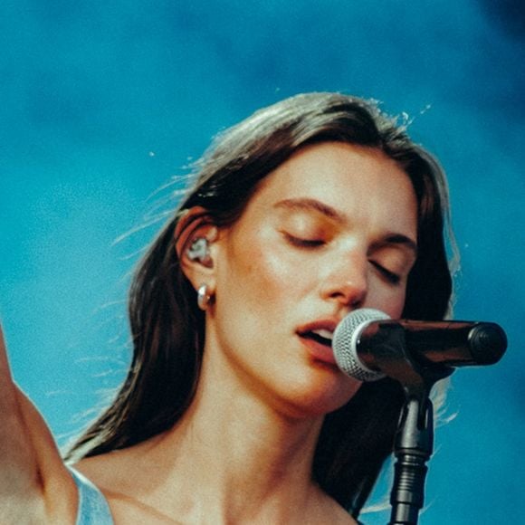 Charlotte Cardin annule quatre dates en festival : voici les artistes qui vont la remplacer