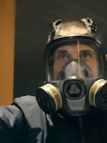 Notée 5,6/10, la fin de cette série de science-fiction a déçu tous les fans, mais son créateur s'en fiche : "C'était ce que je voulais raconter"