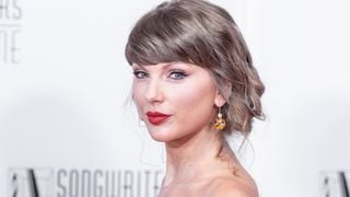 Taylor Swift plus forte que Gims : sa chanson pour Toy Story 5 fait un carton en France, les chiffres !