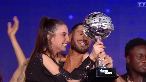 Danse avec les stars : Lenie sacrée grande gagnante après avoir battu d'incroyables records lors de la finale, les fans sont fous de joie !