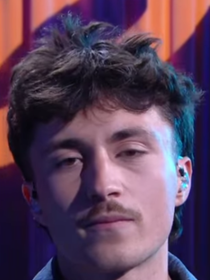 Star Academy : Léo favorisé sur la tournée, les autres élèves jaloux ? "Là, le groupe est..."